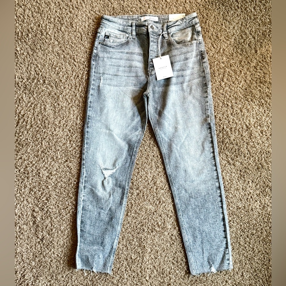 KanCan Light Gray Skinny Jeans - Women's Size 11/29 (Slightly Cropped)